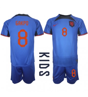 Holland Cody Gakpo #8 Udebanesæt Børn VM 2022 Kort ærmer (+ korte bukser)